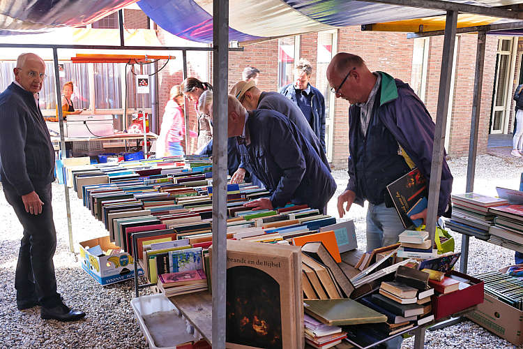 Rommelmarkt 2022 Waarder_081